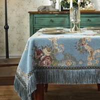 Nappe Ronde Européenne Classique de Luxe à Motifs Floraux 3D en Jacquard Imperméable en Polyester avec Pompons pour Tables à Manger et Tables Basses