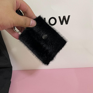 2024 <span class=keywords><strong>Mini</strong></span> pièces de monnaie portefeuille porte-clés <span class=keywords><strong>pompon</strong></span> porte-clés porte-clés fausse fourrure données câble sac de rangement Pom Pom porte-clés décoration cadeau - Product Image 2
