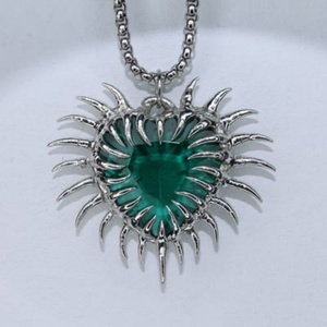 Collier pendentif cœur rouge, motif couple, style gothique hip-hop punk, chaîne en alliage plaqué or, pour hommes et femmes, style bouddhiste - Product Image 3