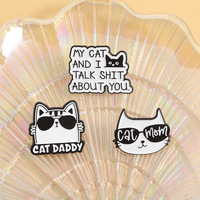 Spille in Smalto a Forma di Gatto Bianco e Nero, Gioielli Creativi con Lettere e Citazioni, Badge Cartoon con Squalo, Arcobaleno e Libro