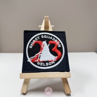 Écussons de broderie en fer à repasser pour l'habillage Écusson de logo de créateur Écussons de broderie personnalisés