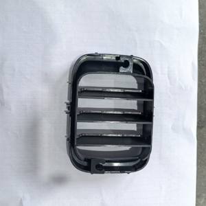 กระจังหน้ารถซูซูกิ จิมนี่ รุ่น 7211281A005PK อะไหล่ทดแทนสำหรับรุ่นเก่า - Product Image 1