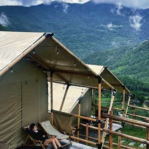 Customized Extra-Large Luxury Hotel <strong>Tent</strong> for <strong>Camping</strong> Square Shape with Double Layers Sunshade &amp; Rainproof for Wild Holiday House - Product Image 4