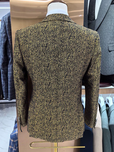 Traje de esmoquin <span class=keywords><strong>formal</strong></span> Burdeos Traje de <span class=keywords><strong>boda</strong></span> <span class=keywords><strong>para</strong></span> <span class=keywords><strong>hombre</strong></span> con cuello de terciopelo y diseño de flores - Product Image 4