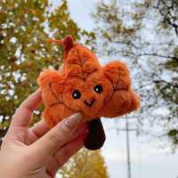Porte-clés en peluche série Feuille d'érable d'automne, pendentif de sac mignon en forme de feuille de dessin animé, décoration d'automne, petit cadeau