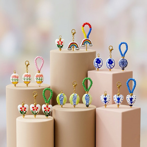 Pendentifs en céramique peints à la main, bracelets DIY, colliers, boucles d'oreilles, chaînes pour téléphones portables, sacs, fermoirs mousquetons, accessoires et - Product Image 3