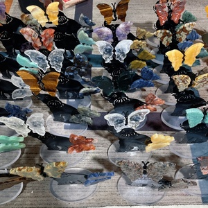 Vendita all'Ingrosso di Cristalli Naturali Misti a Forma di Elefante con <span class=keywords><strong>Farfalla</strong></span>, Cristalli di Quarzo per Guarigione Reiki <span class=keywords><strong>e</strong></span> Decorazione - Product Image 4