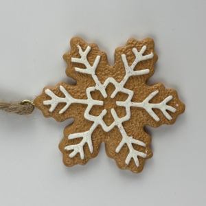 Handmade Custom Resin Hanging Snowflake Pendant High Quality Christmas Tree Decoration Ornament - Product Image 1