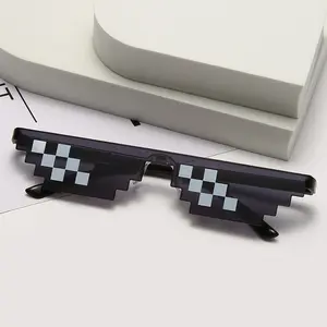 Novo Mosaico Tiras Óculos De Sol Truque Toy Thug Vida Óculos Lidar Com Ele Óculos Pixel Mulher/homem Preto Mosaico Óculos De Sol Brinquedo Engraçado