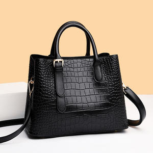 Sacs à bandoulière de créateurs tendance, sacs à bandoulière en cuir PU de haute qualité, sacs à <span class=keywords><strong>main</strong></span> décontractés, sacs à <span class=keywords><strong>main</strong></span> et portefeuilles de luxe pour femmes - Product Image 1