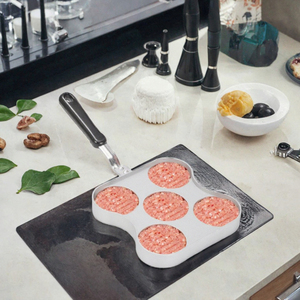 Pressa per Hamburger a 5 Fori in Alluminio Antiaderente con Manico per BBQ e Cucina Casalinga - Product Image 3