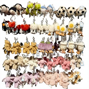 Jellycat Barcelona Oso Conejo Muñeco Llavero de Acero Completo con Tres Etiquetas Material Poliéster Regalo de Cumpleaños - Product Image 1