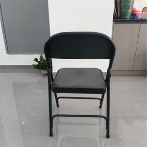 Silla Plegable Verde Oliva con Estructura de Acero para Oficina, Diseño Minimalista, 40.3x45x78 cm - Product Image 3