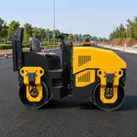 Rouleau compresseur routier robuste à commande facile pour routes communautaires