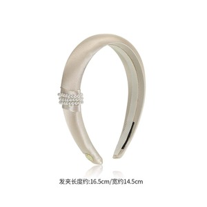 Serre-tête Dinle en perles noir large pour femme – Accessoire capillaire pour usage quotidien - Product Image 3