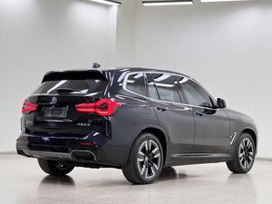Auto Usado en Venta, <span class=keywords><strong>BMW</strong></span> <span class=keywords><strong>IX3</strong></span> 2023 Edición Líder, SUV Usado con Volante a la Izquierda, Eléctrico, de Lujo, 286hp, 550km de Autonomía, Excelente Estado - Product Image 6