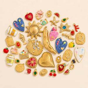 Pendentif géométrique classique personnalisé unisexe pour enfants, en acier inoxydable plaqué or 18 carats, breloque de bikini DIY inaltérable, tendance - Product Image 1