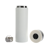 Bouteille isotherme intelligente en titane pur à 99,99 % avec affichage LED de la température, triple paroi, 500 ml, avec infuseur à thé, OEM