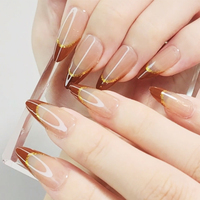 Ongles courts à pression en amande ongles artificiels personnalisés automne hiver pointe française brune motifs de faux ongles pré-collés avec des paillettes