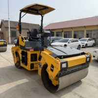 Compacteur de chaussée à rouleaux en acier et caoutchouc de 5 tonnes, fabrication chinoise