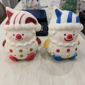 ของเล่นบีบลดความเครียด โจ๊กเกอร์น่ารัก แบบขายส่ง เนื้อนุ่ม บีบแล้วคืนรูปช้า ของขวัญคริสต์มาสสุดสร้างสรรค์ - Product Image 1