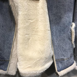 Cappotto in Denim invernale con Logo personalizzato da <span class=keywords><strong>donna</strong></span> in finto <span class=keywords><strong>Shearling</strong></span> foderato di parka in pelliccia di agnello con collo in pelliccia sintetica Jeans giacche da <span class=keywords><strong>donna</strong></span> cappotto - Product Image 4