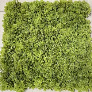 Penjualan Terlaris 25X25CM UV Hijau Tahan Api Alas Lumut Rusa Buatan Gulungan Rumput Tanaman Luar Ruangan Pagar Boxwood Dekoratif Dinding - Product Image 2