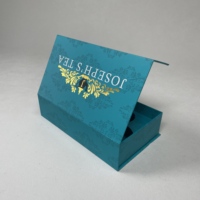 Boîtes cadeaux bleues pliables en carton avec logo personnalisé Emballage en papier pliable magnétique avec doublure en mousse