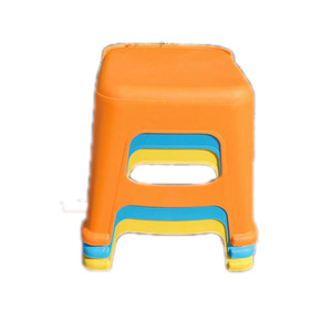Taburete de Plástico Cuadrado Reforzado, Mueble para Sala de Estar, Apilable, Color Mixto, Polipropileno PP, 60cm, Diseño Moderno - Product Image 5