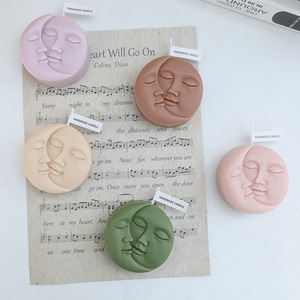 Bougie parfumée Moon Sun Bougies en cire de soja de qualité supérieure Beaux arômes Styles créatifs pour cadeaux - Product Image 1