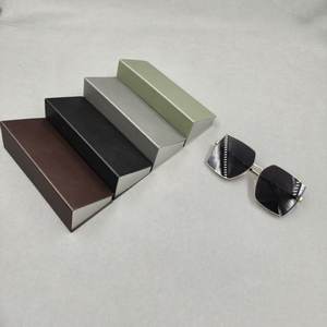 Yazhi שחור יצרנים נייר קיפול משקפי לוגו מותאם אישית תיבת משקפי שמש רך משקפי שמש רך <span class=keywords><strong>pouch</strong></span> - Product Image 2