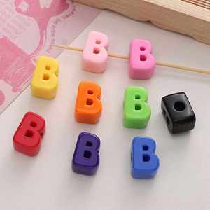 Cuentas gruesas de acrílico con agujero grande, 2.5x2.5cm, forma irregular, estilo moderno, cuentas de letras para llaveros, pulseras, cuerdas y colgantes. - Product Image 5