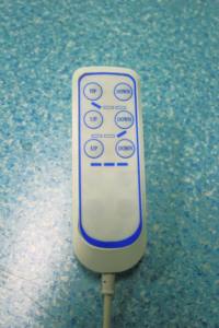 Elektrisch verstelbare massagetafel voor <span class=keywords><strong>spa</strong></span>, salon, schoonheidssalon, gezichtsbehandeling, cosmetische stoel voor kliniek & ziekenhuis meubilair - Product Image 5