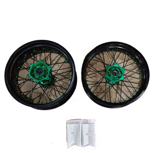 <span class=keywords><strong>Prix</strong></span> usine 17x3.5-17x5.0 CNC roues de moto en alliage d'aluminium jantes Supermoto pour <span class=keywords><strong>KTM</strong></span> SX SXF <span class=keywords><strong>EXC</strong></span> 2002-2025 - Product Image 4