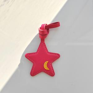 YY Colgante de Piel Sintética con Estrella y Luna, Amuleto Celestial para Bolso, Accesorio Azul para Cartera - Product Image 6