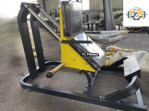 Máquina de Sentadillas Profesional YL-3002 Diseñada para Rutinas de Entrenamiento de Fuerza de la Parte Inferior del Cuerpo en Gimnasios Interiores - Product Image 4