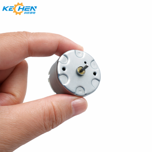 <span class=keywords><strong>Motor</strong></span> <span class=keywords><strong>DC</strong></span> Pequeno 500 3V 6V 12V 32mm Mini <span class=keywords><strong>Motor</strong></span> <span class=keywords><strong>DC</strong></span> com Escova para DIY e Eletrônica - Product Image 1