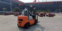 Chariot élévateur diesel 1,5 tonne, nouveau modèle, haute performance, tendance, prix compétitif, vente directe usine, offre spéciale