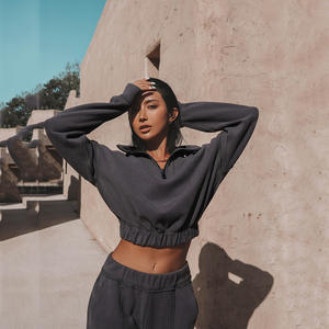 Conjunto Deportivo de Dos Piezas para Mujer, Personalizado, Color Sólido, Informal, Primavera, Tejido de Punto con Serigrafía Frontal, MOQ 2 Piezas - Product Image 3