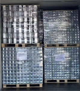 Piquets en acier de qualité industrielle résistants aux intempéries pour clôtures, boîtes aux lettres, terrasses et supports de treillis - Ancrage personnalisable OEM pour poteaux en bois - Product Image 4