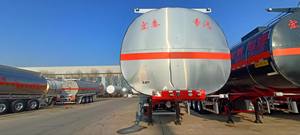 Полуприцеп-цистерна для перевозки легковоспламеняющихся жидкостей - Product Image 4