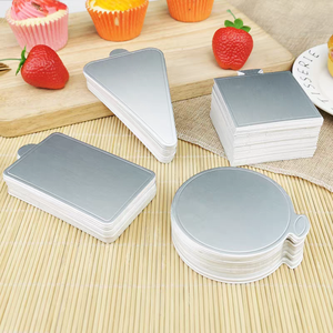 Mini plateaux à gâteaux argentés Tableaux d'affichage durables Plateaux à dessert mousse Assiettes à cupcakes Planches à gâteaux pour gâteau <span class=keywords><strong>DIY</strong></span> Baking Dessert Party - Product Image 1