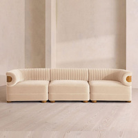 Muebles de lujo privados hechos a medida para sala de estar, sofá Chesterfield modular de terciopelo de tres plazas con estructura de madera de raíz.