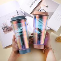 Mug à café en plastique à double paroi de 20 oz avec logo personnalisé, lumière LED, résistant à l'eau bouillante, étanche, réutilisable, écologique pour