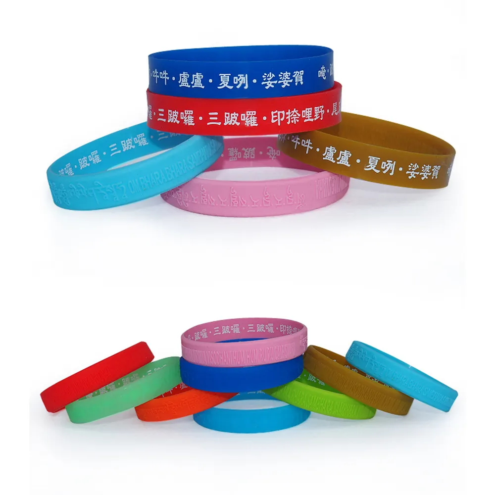 AI-MICH Promotie Goedkope Custom Naam Rubber Siliconen Eco Vriendelijke Bedrukte Armband Polsbandjes Met Logo Custom