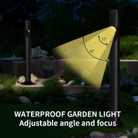 Borne lumineuse LED d'extérieur durable, au design contemporain très apprécié, avec boîtier en aluminium résistant à l'eau et isolation sécurisée