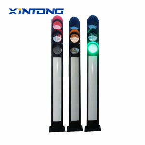 كشافات مرور من XINTONG تعمل بالطاقة الشمسية بسعر جيد متوفرة باللون الأصفر والأحمر والأخضر معتمدة من الاتحاد الأوروبي (CE) بأسعار رائعة - Product Image 3