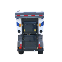 Balayeuse autoportée 100 % électrique pour le nettoyage des rues et allées avec boîte de vitesses, bac à déchets de 750 L, garantie 1 an - État neuf