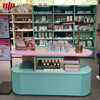 Mostrador de Exhibición de Cosméticos Rectangular Minimalista de Madera TDP para Perfumes, Lápiz Labial y Productos para el Cuidado de la Piel en Tiendas Minoristas