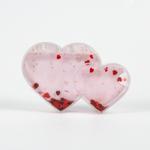 Marco DE FOTOS brillante flotante líquido en forma de corazón dos lentejuelas pequeñas rojas románticas personalizadas al por mayor para el Día de San Valentín - Product Image 3